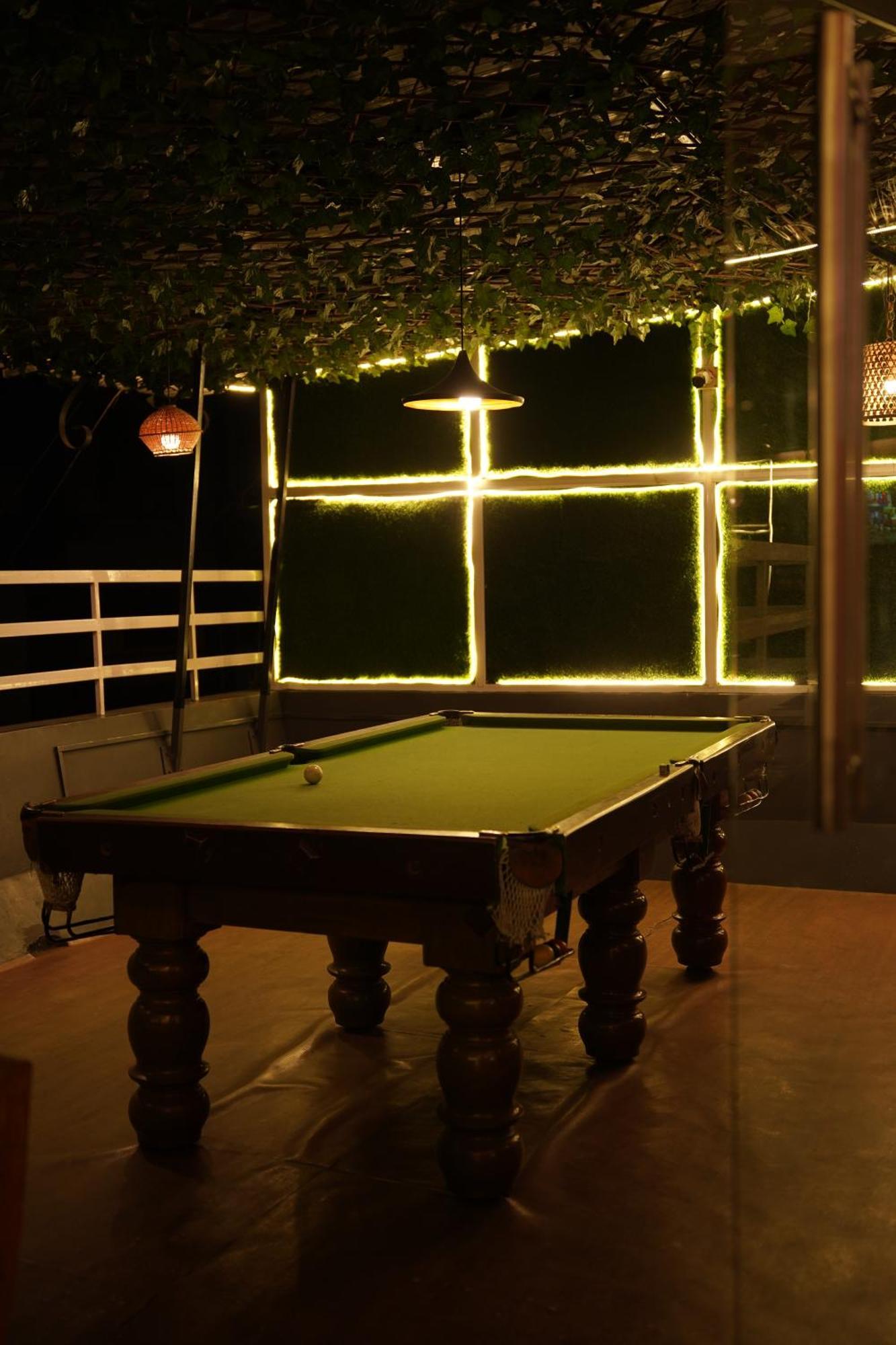 The Living Roof Hotel Shillong Ngoại thất bức ảnh
